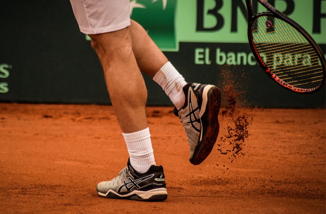 Achilles tendonitis and peroneal tendonitis are extremely common tennis injuries