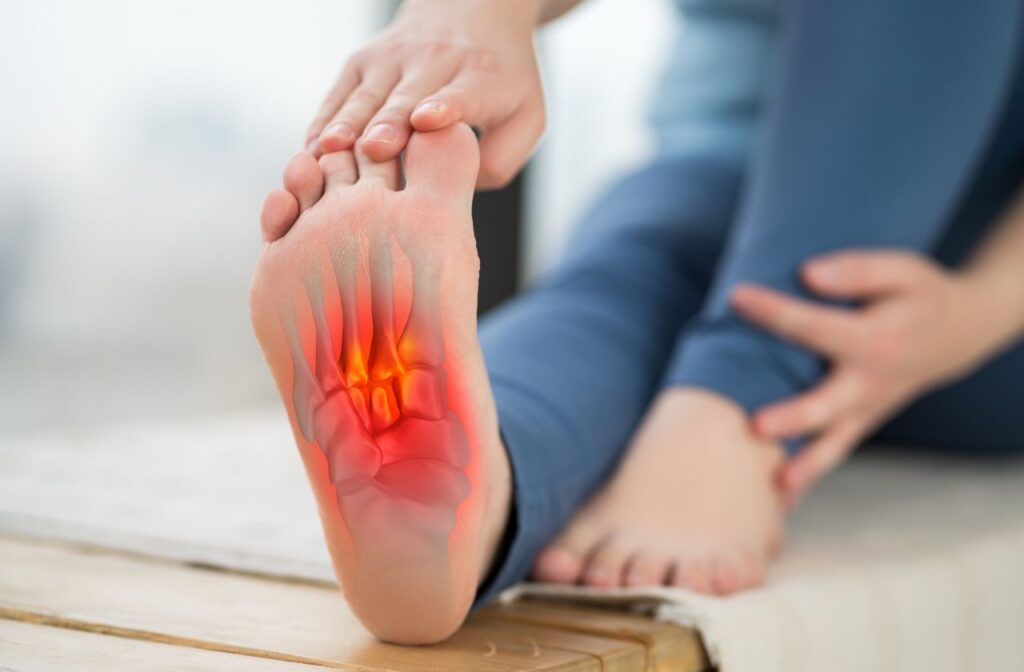 Foot osteoarthritis is one cause for top of foot pain